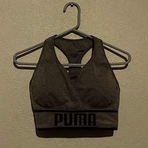 It’s a gray puma sports bra.the size is large, and very comfortable.